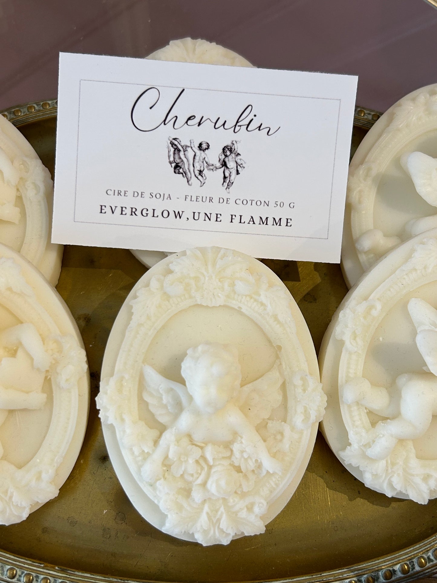 Médaillon Chérubin ou cupidon