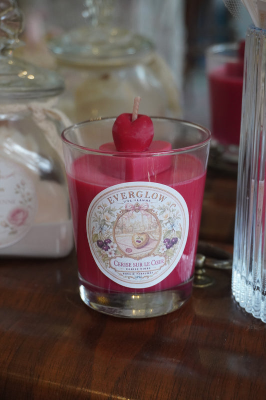 Cerise sur le coeur